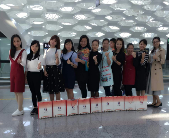 �׽�֮·������Я������ ����������������?ѧ԰�������Σ��ɶ���԰����ʽѧϰ?