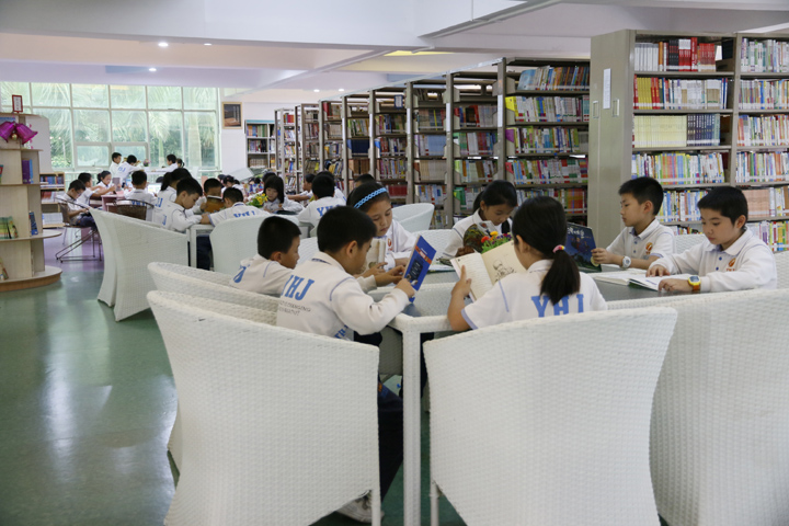 ������Ӣ��ѧУ�����Ķ�������������