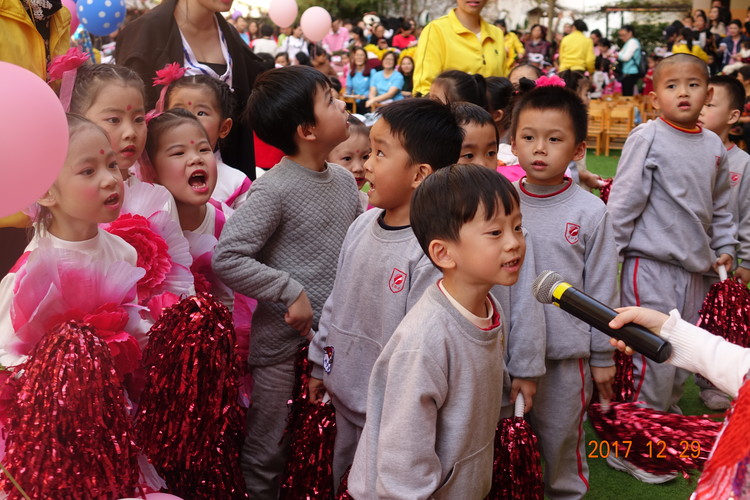 �а������˶��� | ɽ���ͻ�����������ˮ�����������а�����ǿ