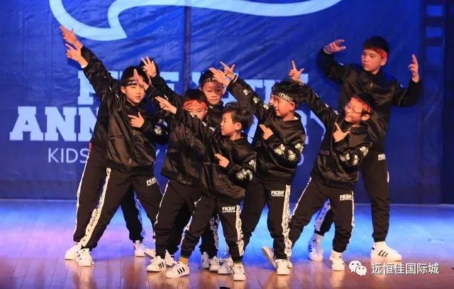 �٣�����������٭��������˵һ������.......