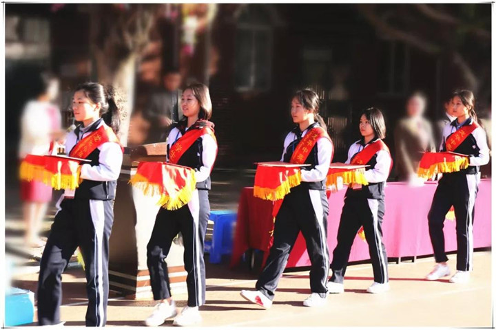 ʢ������������������Բ���ս�ʽ