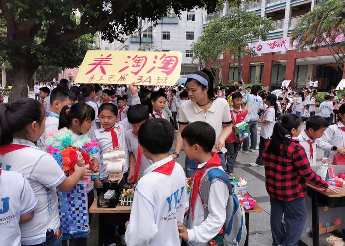 ϸ����Ʒ���������������г�����æ