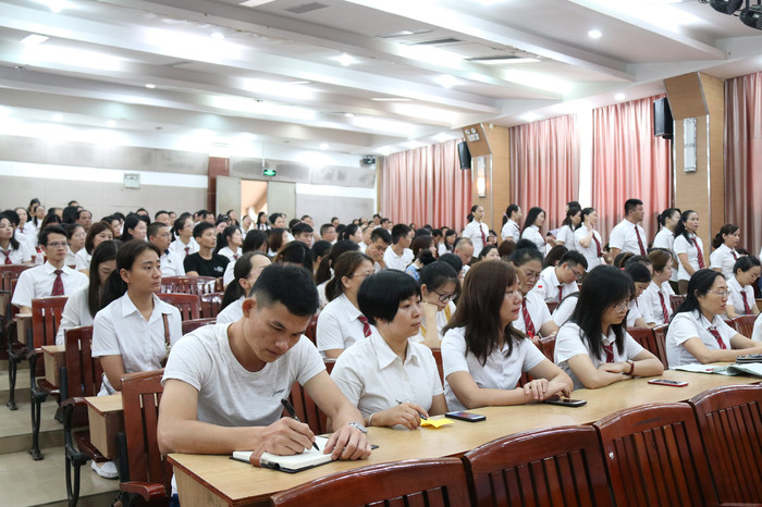 ���̽����������������������������������ʡ��߶ˡ���Ԫ���ִ�����ɫѧУ ����ѧУ�ٿ�2019�＾ѧ��ȫ���ְ�����